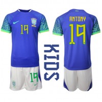 Fotbalové Dres Brazílie Antony #19 Dětské Venkovní MS 2022 Krátký Rukáv (+ trenýrky)